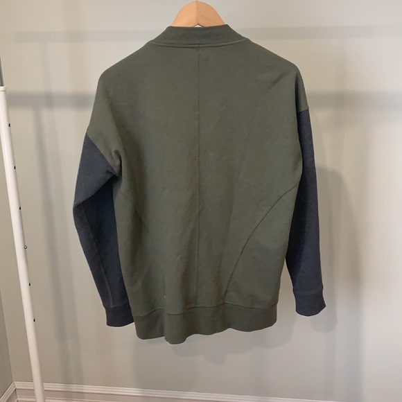 Lululemon two toned sweater - Picture 3 of 4